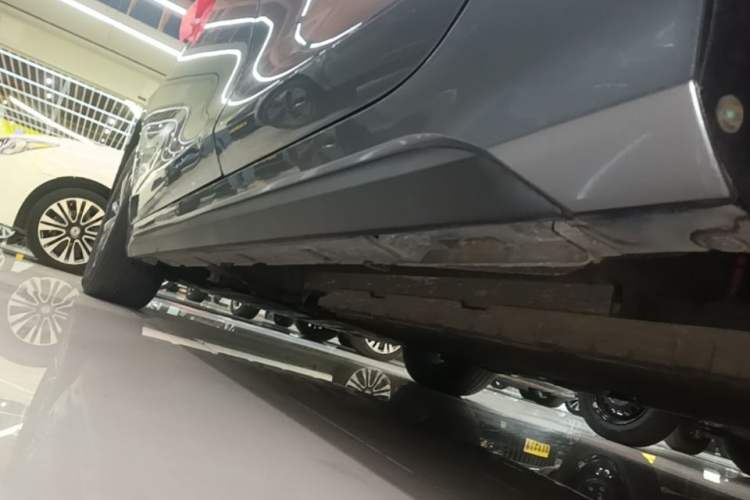 Used BYD Destroyer 05 2024 HONOR Edition DM-i 55KM Luxury Model Left Side Sill