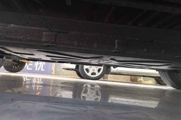 Used BYD Destroyer 05 2024 HONOR Edition DM-i 55KM Luxury Model Left Side Sill