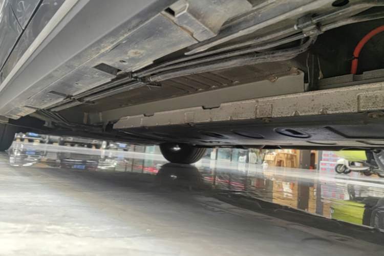 Used BYD Destroyer 05 2024 HONOR Edition DM-i 55KM Luxury Model Left Side Sill