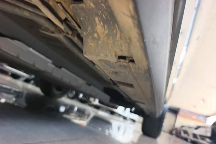 Used BYD Destroyer 05 2024 HONOR Edition DM-i 55KM Luxury Model Left Side Sill