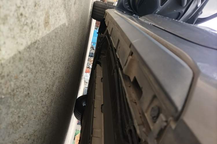 Used BYD Destroyer 05 2024 HONOR Edition DM-i 55KM Luxury Model Left Side Sill