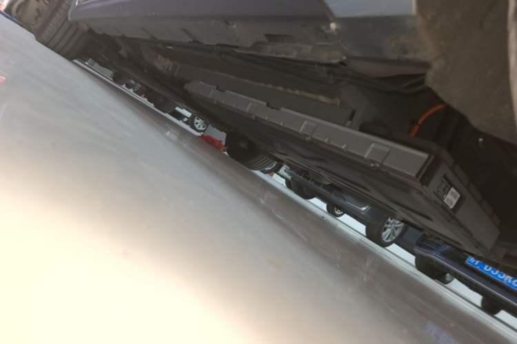 Used BYD Destroyer 05 2024 HONOR Edition DM-i 55KM Luxury Model Left Side Sill