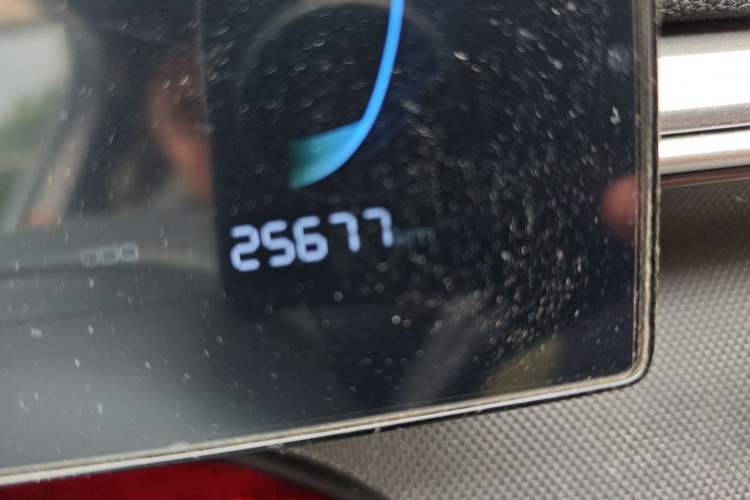 Used BYD Destroyer 05 2024 Honor Edition DM-i 120KM Luxury Model Odometer Close Up