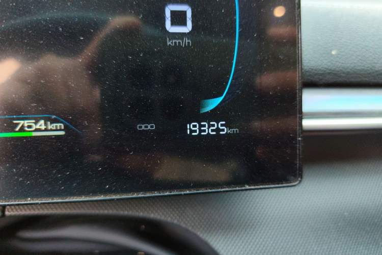 Used BYD Destroyer 05 2024 HONOR Edition DM-i 55KM Luxury Model Odometer Close Up