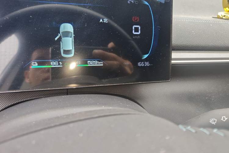 Used BYD Destroyer 05 2024 HONOR Edition DM-i 55KM Luxury Model Odometer Close Up