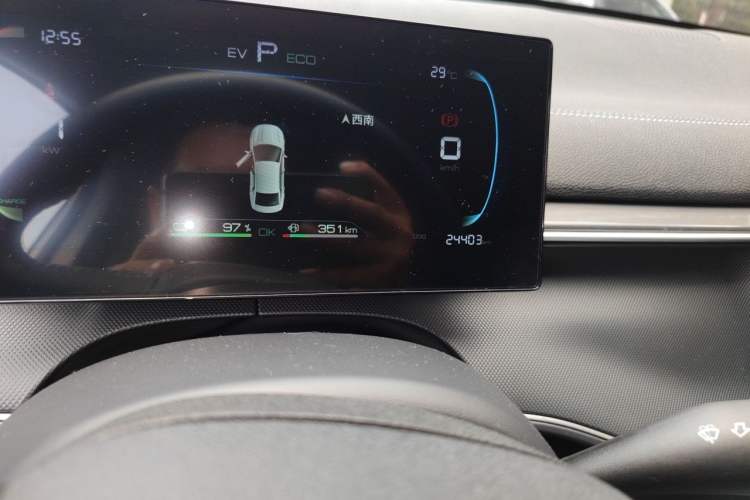 Used BYD Destroyer 05 2024 HONOR Edition DM-i 55KM Luxury Model Odometer Close Up
