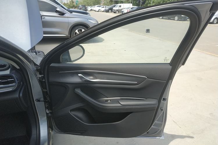 Used BYD Destroyer 05 2024 HONOR Edition DM-i 120KM Flagship Model Right Front Door Interior