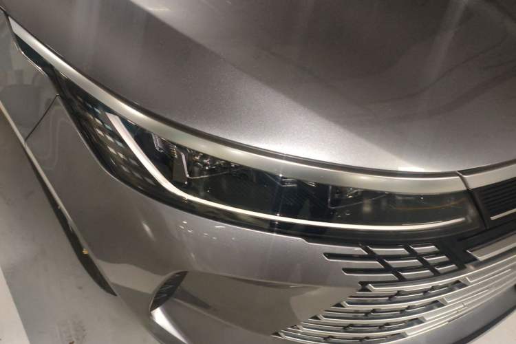 Used BYD Destroyer 05 2024 HONOR Edition DM-i 55KM Luxury Model Right Front Headlight