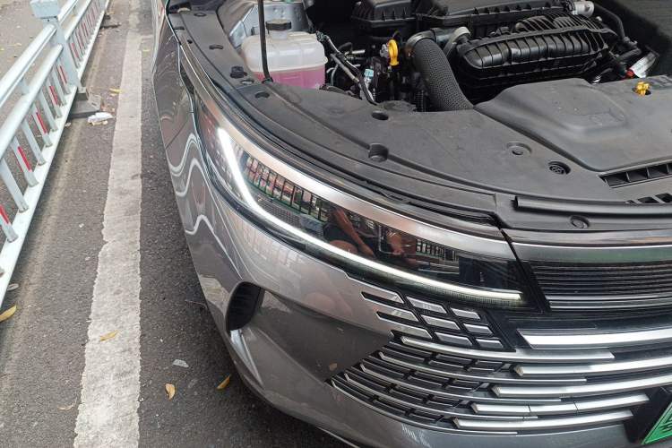 Used BYD Destroyer 05 2024 HONOR Edition DM-i 55KM Luxury Model Right Front Headlight