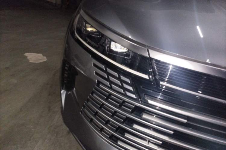 Used BYD Destroyer 05 2024 HONOR Edition DM-i 55KM Luxury Model Right Front Headlight