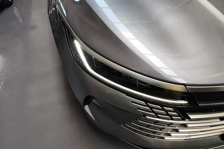 Used BYD Destroyer 05 2024 HONOR Edition DM-i 55KM Luxury Model Right Front Headlight