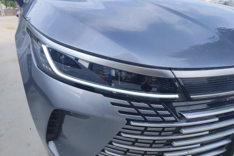Used BYD Destroyer 05 2024 HONOR Edition DM-i 55KM Luxury Model Right Front Headlight