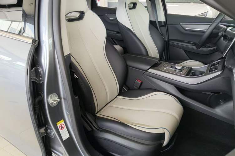 Used BYD Destroyer 05 2024 HONOR Edition DM-i 55KM Luxury Model Right Front Seat