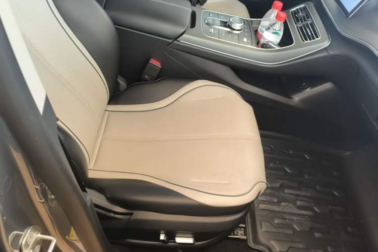 Used BYD Destroyer 05 2024 HONOR Edition DM-i 120KM Prestige Model Right Front Seat