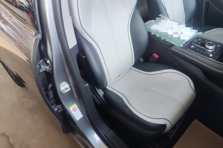 Used BYD Destroyer 05 2024 HONOR Edition DM-i 55KM Luxury Model Right Front Seat