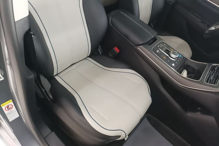 Used BYD Destroyer 05 2024 HONOR Edition DM-i 55KM Luxury Model Right Front Seat
