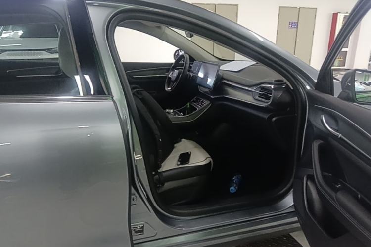 Used BYD Destroyer 05 2024 HONOR Edition DM-i 55KM Luxury Model Right Front Seat