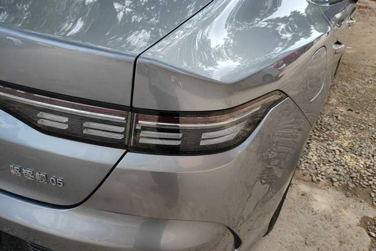 Used BYD Destroyer 05 2024 HONOR Edition DM-i 55KM Luxury Model Right Rear Taillight