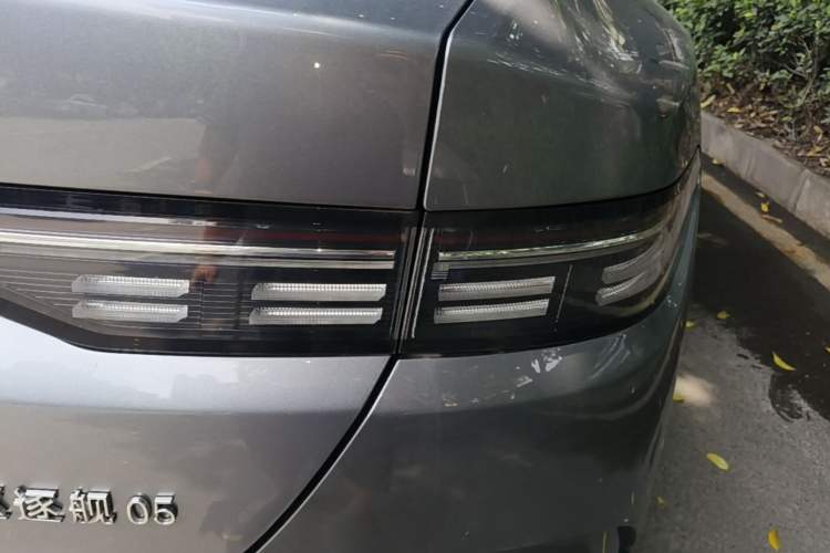 Used BYD Destroyer 05 2024 HONOR Edition DM-i 55KM Luxury Model Right Rear Taillight