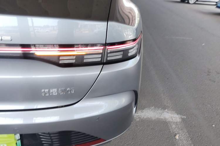 Used BYD Destroyer 05 2024 HONOR Edition DM-i 55KM Luxury Model Right Rear Taillight