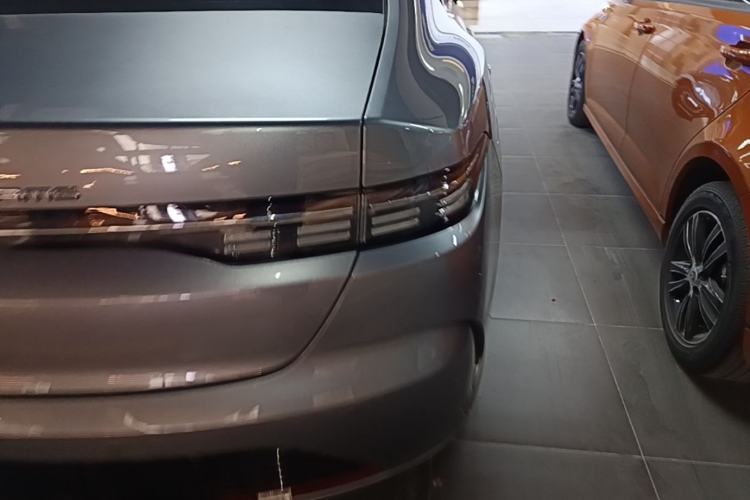 Used BYD Destroyer 05 2024 HONOR Edition DM-i 55KM Luxury Model Right Rear Taillight