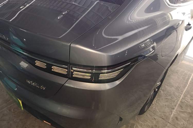 Used BYD Destroyer 05 2024 HONOR Edition DM-i 55KM Luxury Model Right Rear Taillight