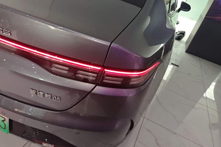 Used BYD Destroyer 05 2024 HONOR Edition DM-i 55KM Luxury Model Right Rear Taillight