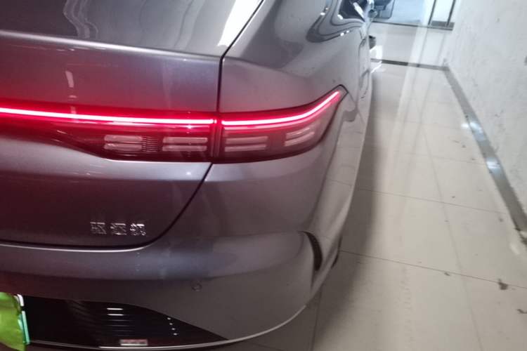 Used BYD Destroyer 05 2024 HONOR Edition DM-i 55KM Luxury Model Right Rear Taillight