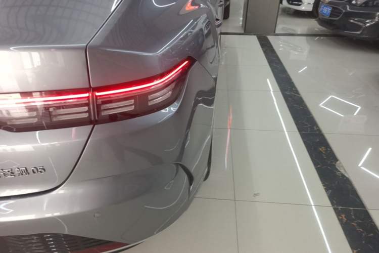Used BYD Destroyer 05 2024 HONOR Edition DM-i 55KM Luxury Model Right Rear Taillight