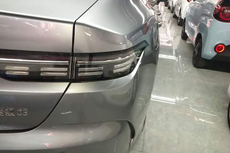 Used BYD Destroyer 05 2024 HONOR Edition DM-i 55KM Luxury Model Right Rear Taillight