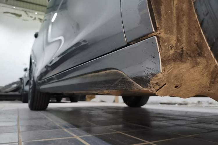 Used BYD Destroyer 05 2024 HONOR Edition DM-i 55KM Luxury Model Right Side Sill