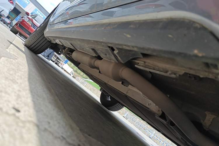 Used BYD Destroyer 05 2024 HONOR Edition DM-i 55KM Luxury Model Right Side Sill