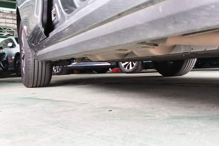 Used BYD Destroyer 05 2024 HONOR Edition DM-i 55KM Luxury Model Right Side Sill