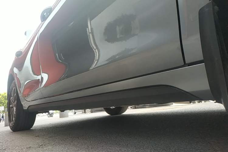 Used BYD Destroyer 05 2024 HONOR Edition DM-i 55KM Luxury Model Right Side Sill
