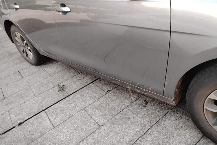 Used BYD Destroyer 05 2024 HONOR Edition DM-i 55KM Luxury Model Right Side Sill