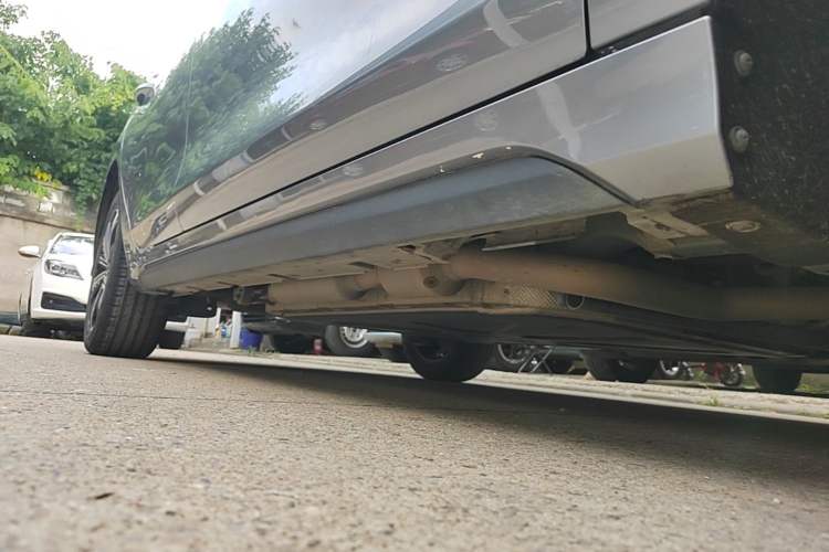 Used BYD Destroyer 05 2024 Honor Edition DM-i 120KM Luxury Model Right Side Sill