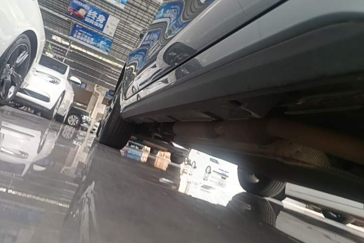 Used BYD Destroyer 05 2024 Honor Edition DM-i 120KM Luxury Model Right Side Sill