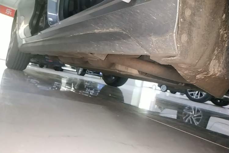 Used BYD Destroyer 05 2024 Honor Edition DM-i 120KM Luxury Model Right Side Sill