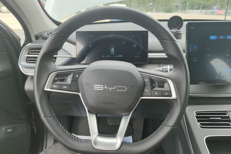 Used BYD Destroyer 05 2024 Honor Edition DM-i 120KM Luxury Model Steering Wheel