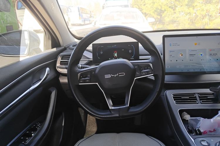 Used BYD Destroyer 05 2024 HONOR Edition DM-i 55KM Luxury Model Steering Wheel