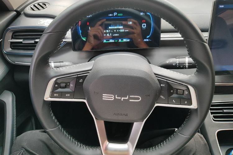 Used BYD Destroyer 05 2024 HONOR Edition DM-i 55KM Luxury Model Steering Wheel