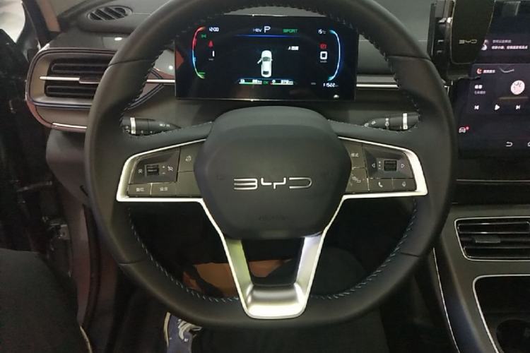 Used BYD Destroyer 05 2024 HONOR Edition DM-i 55KM Luxury Model Steering Wheel