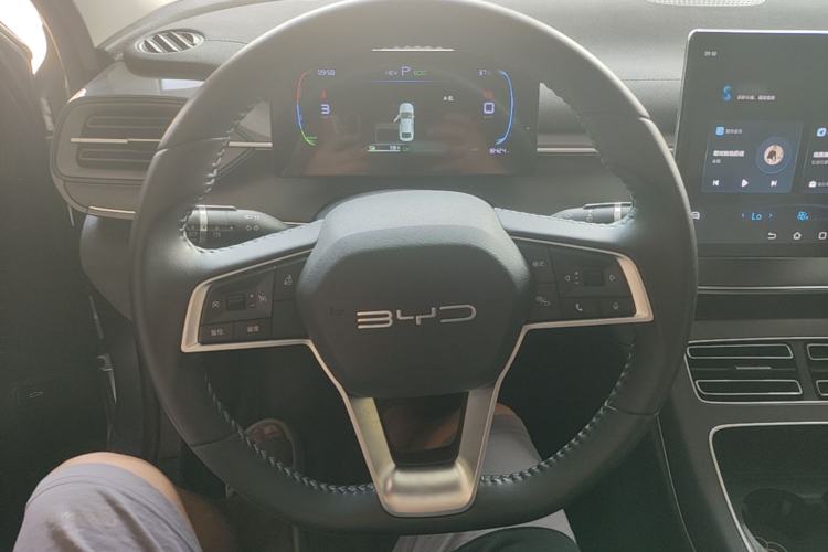 Used BYD Destroyer 05 2024 HONOR Edition DM-i 55KM Luxury Model Steering Wheel