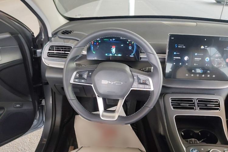 Used BYD Destroyer 05 2024 HONOR Edition DM-i 55KM Luxury Model Steering Wheel