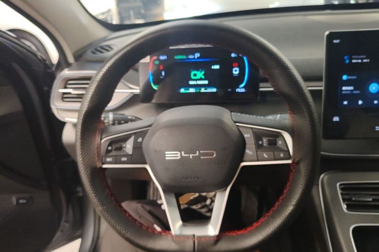 Used BYD Destroyer 05 2024 HONOR Edition DM-i 55KM Luxury Model Steering Wheel
