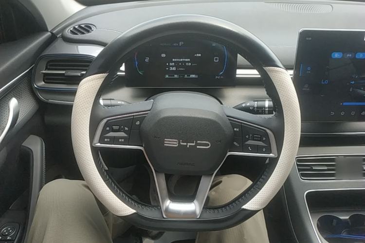 Used BYD Destroyer 05 2024 Honor Edition DM-i 120KM Luxury Model Steering Wheel