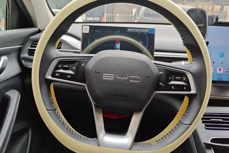 Used BYD Destroyer 05 2024 Honor Edition DM-i 120KM Luxury Model Steering Wheel
