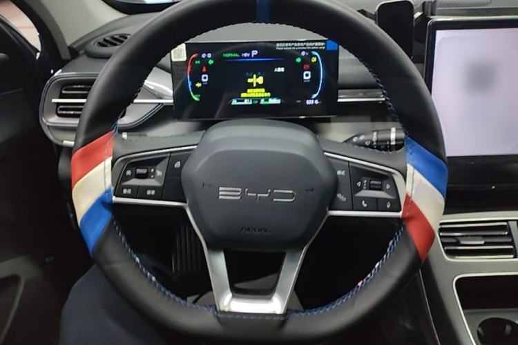 Used BYD Destroyer 05 2024 HONOR Edition DM-i 55KM Luxury Model Steering Wheel