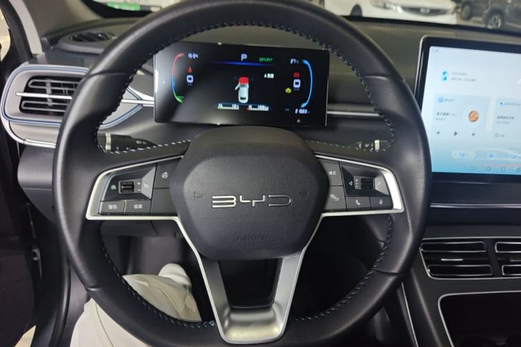 Used BYD Destroyer 05 2024 HONOR Edition DM-i 55KM Luxury Model Steering Wheel