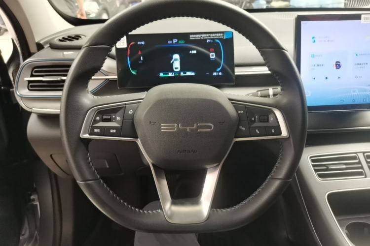 Used BYD Destroyer 05 2024 HONOR Edition DM-i 55KM Luxury Model Steering Wheel